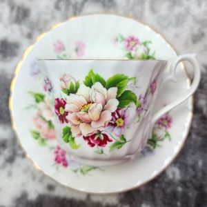Royal Kendal Fine Bone China Tea Cup Saucer Floral